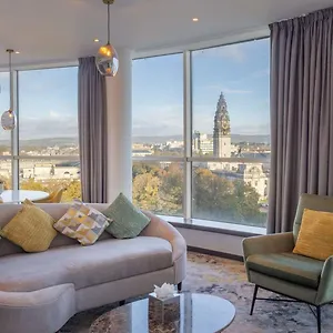https://hilton-cardiff.cardiffhotelswales.com